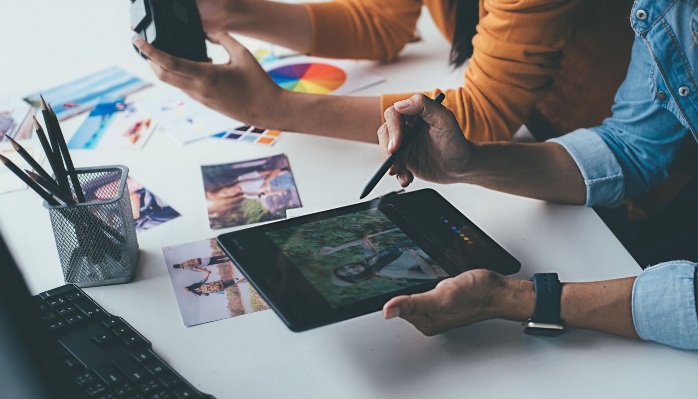 studio b612 assists with branding and logo design